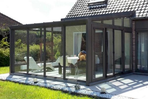 Veranda met glazen dak